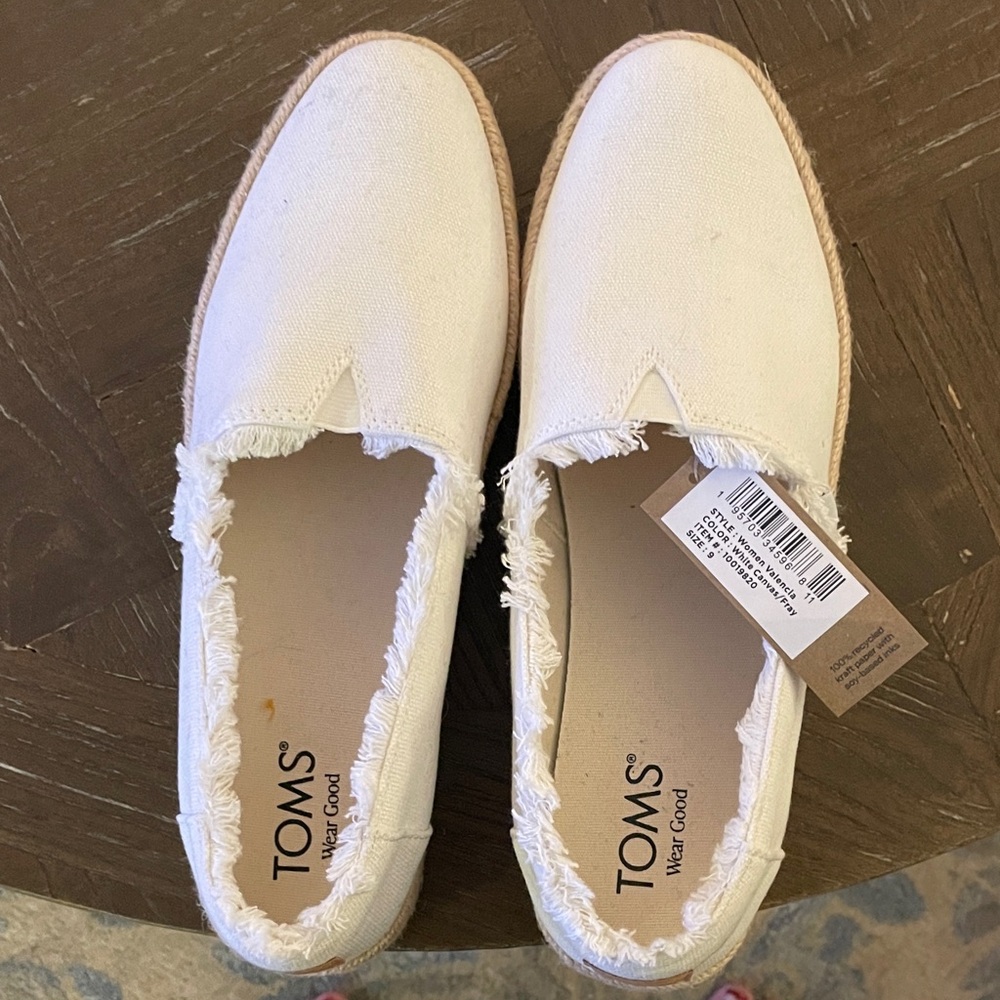 TOMS Cream Canvas Slip-Ons